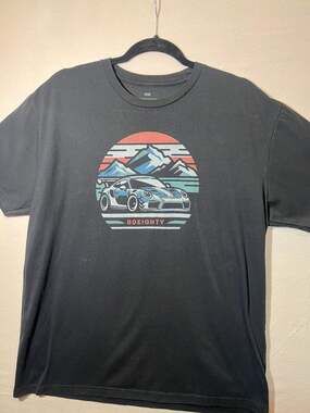 80Eighty Porsche GT2 RS Mountain Graphic T-Shirt Black XL